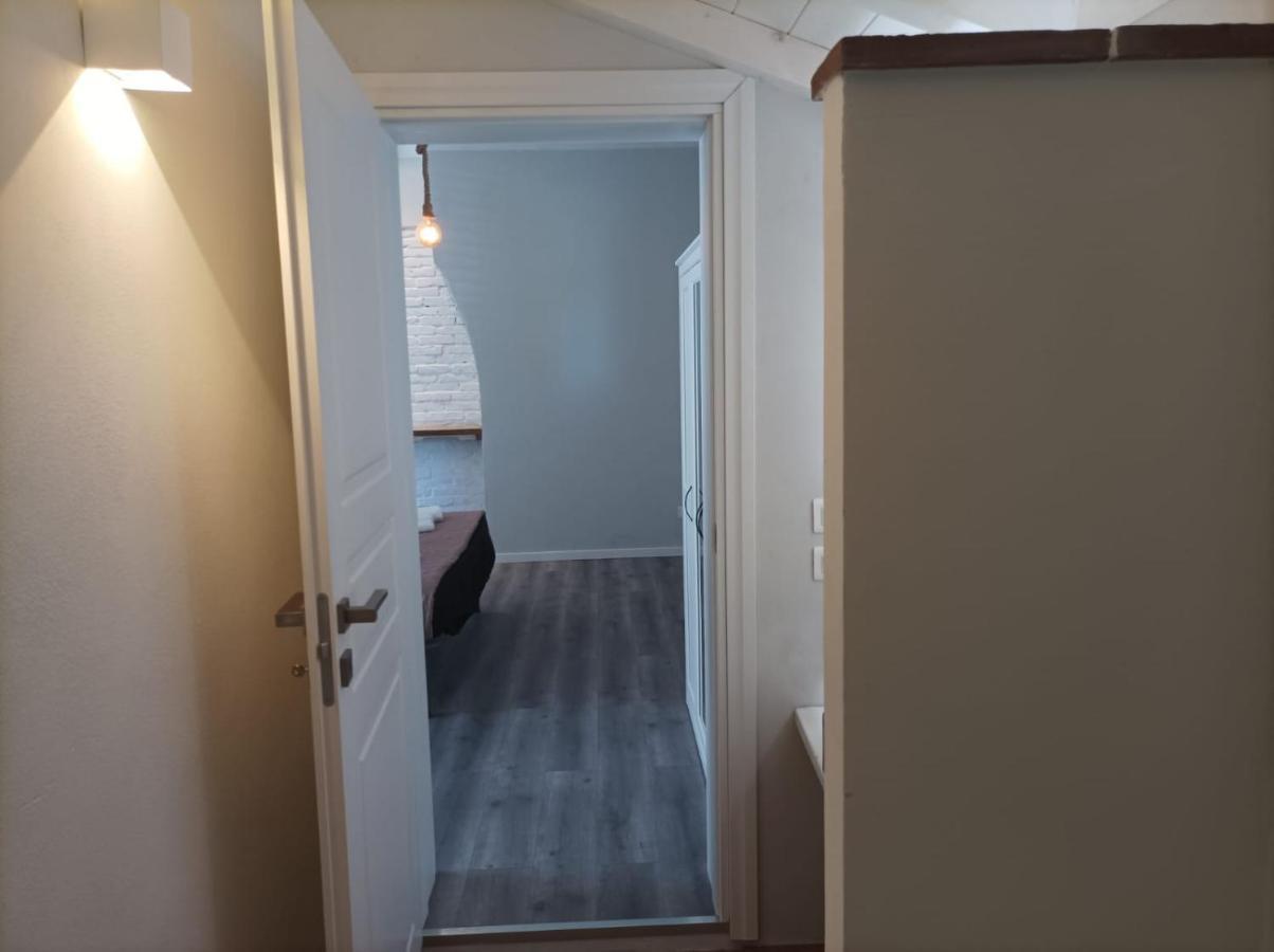 Lucca&Joy Apartment Екстер'єр фото
